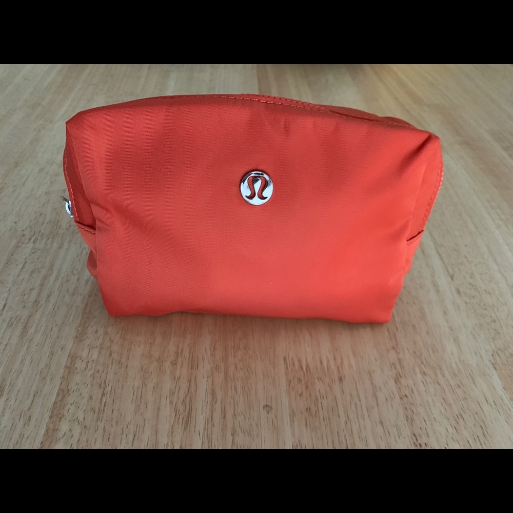 Little Makeup / Toiletry bag like new